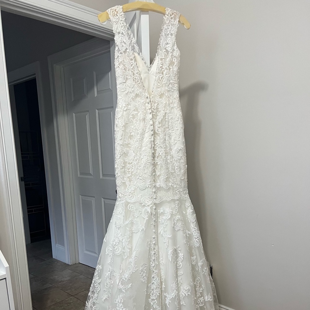 Allure Bridal - Picture 4 of 11